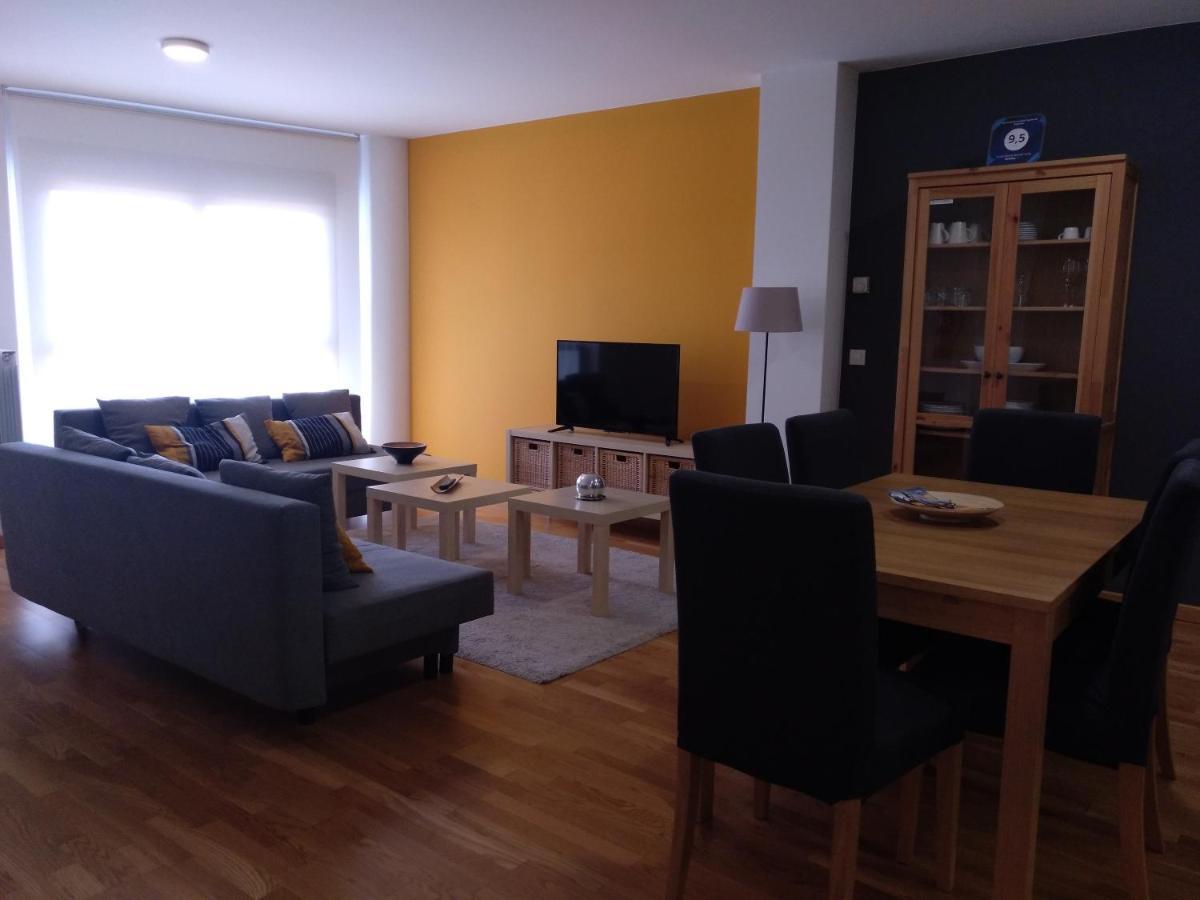 Apartamento Turistico Cigueena De アルゲダス エクステリア 写真